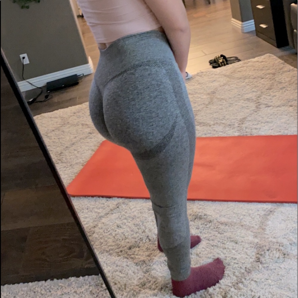 Amazon contour leggings